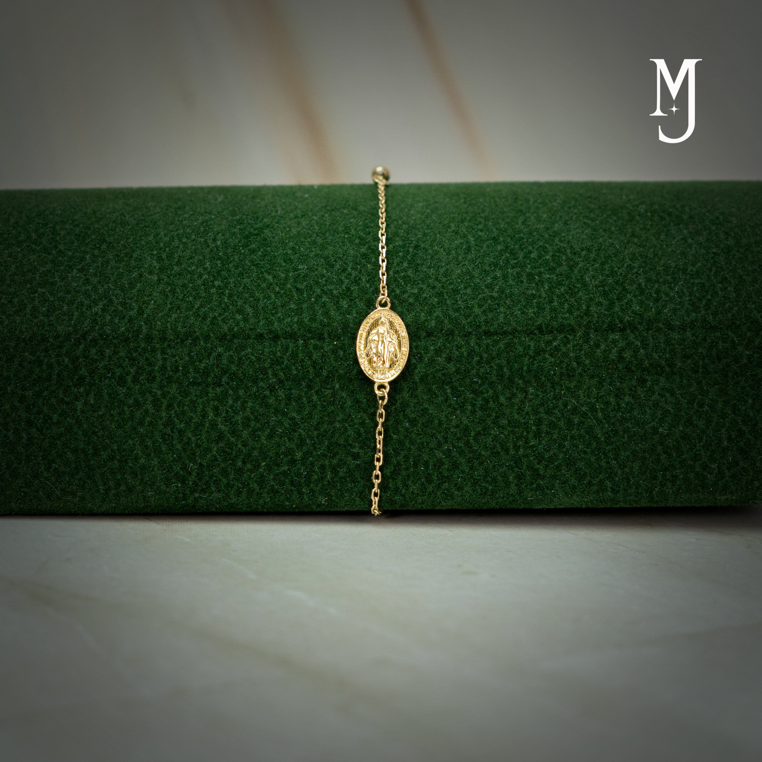 PULSERA CON VIRGEN DE GUADALUPE