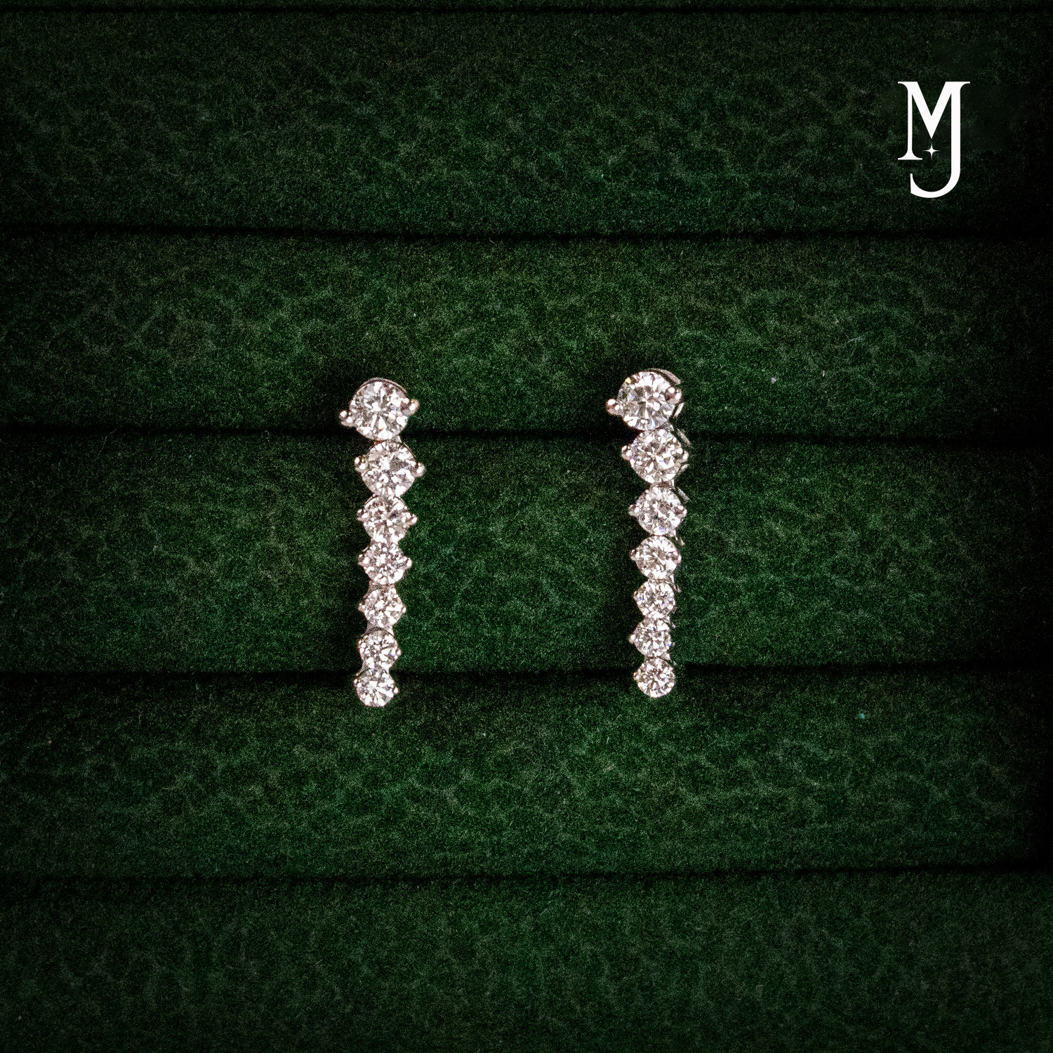 ARETES DE ORO BLANCO LARGOS