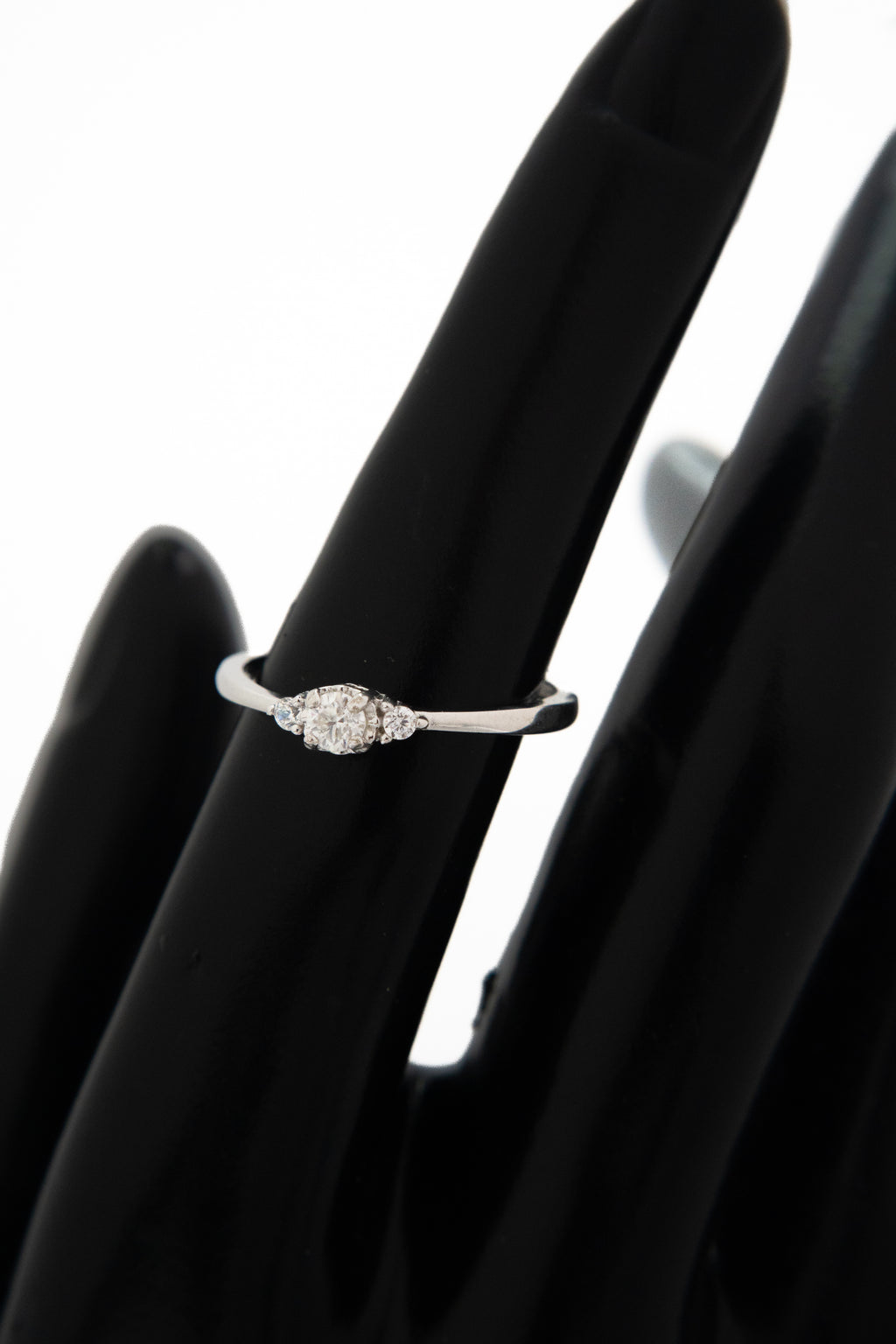 Anillo moissanita blanca