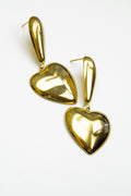 Aretes Huggie Pendiente de Corazon Dorado