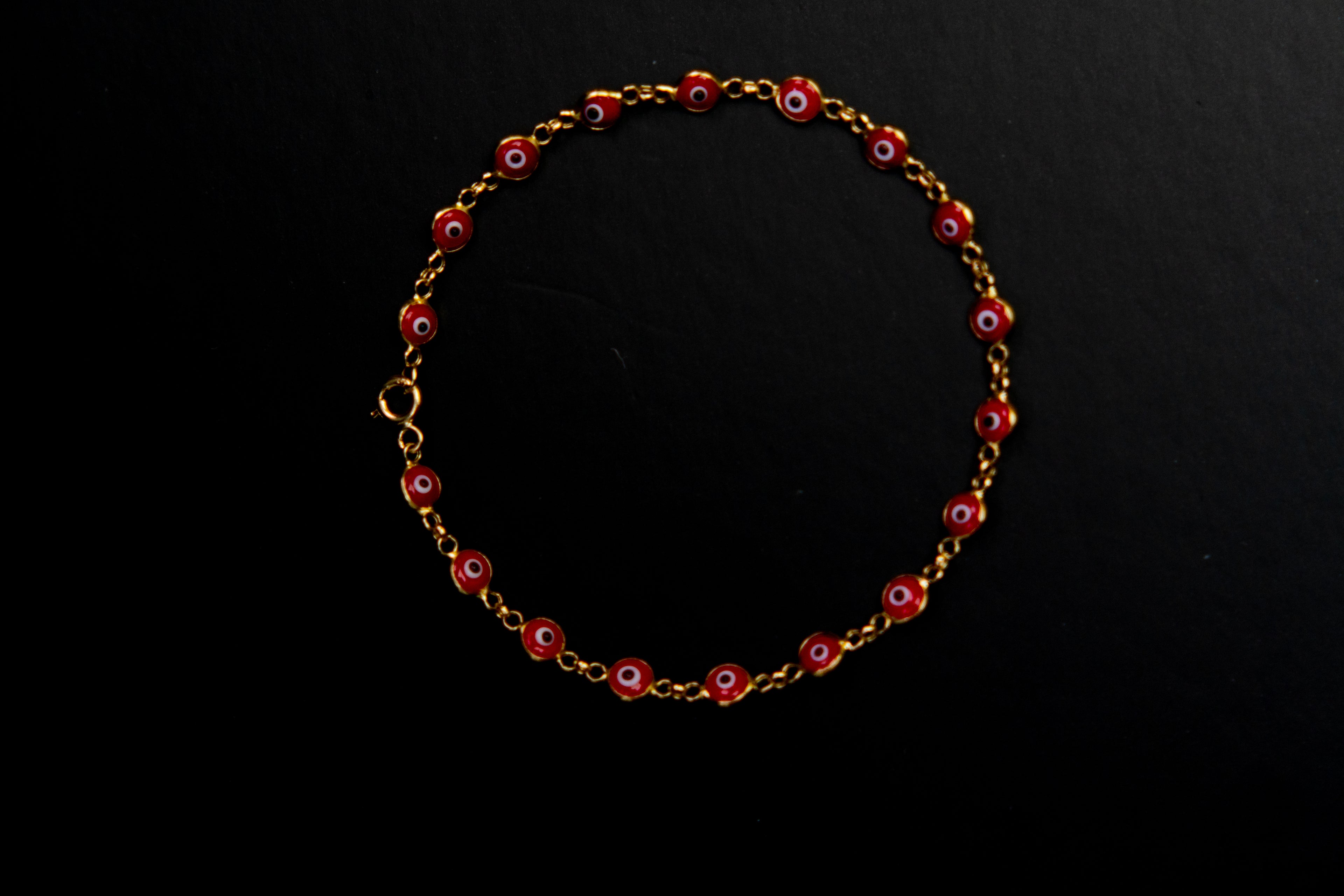 Pulsera roja de ojos turcos