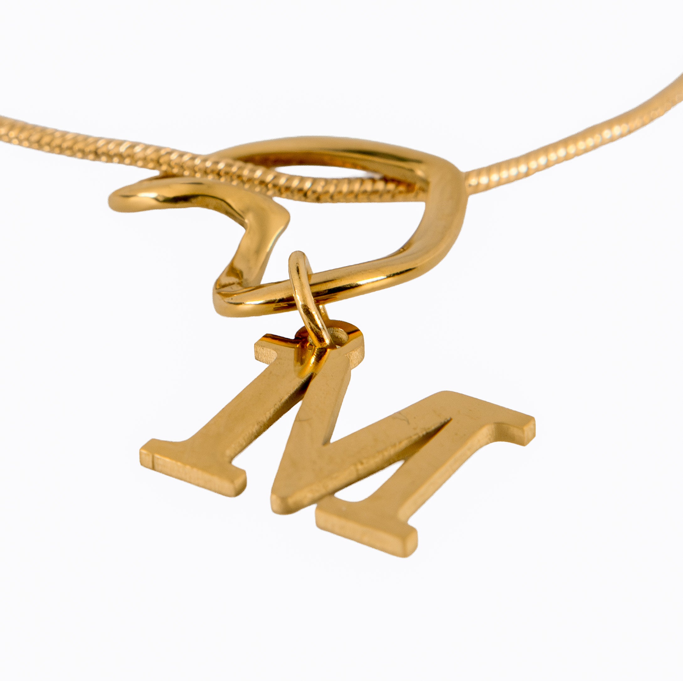 Collar Inicial Corazón Minimalista