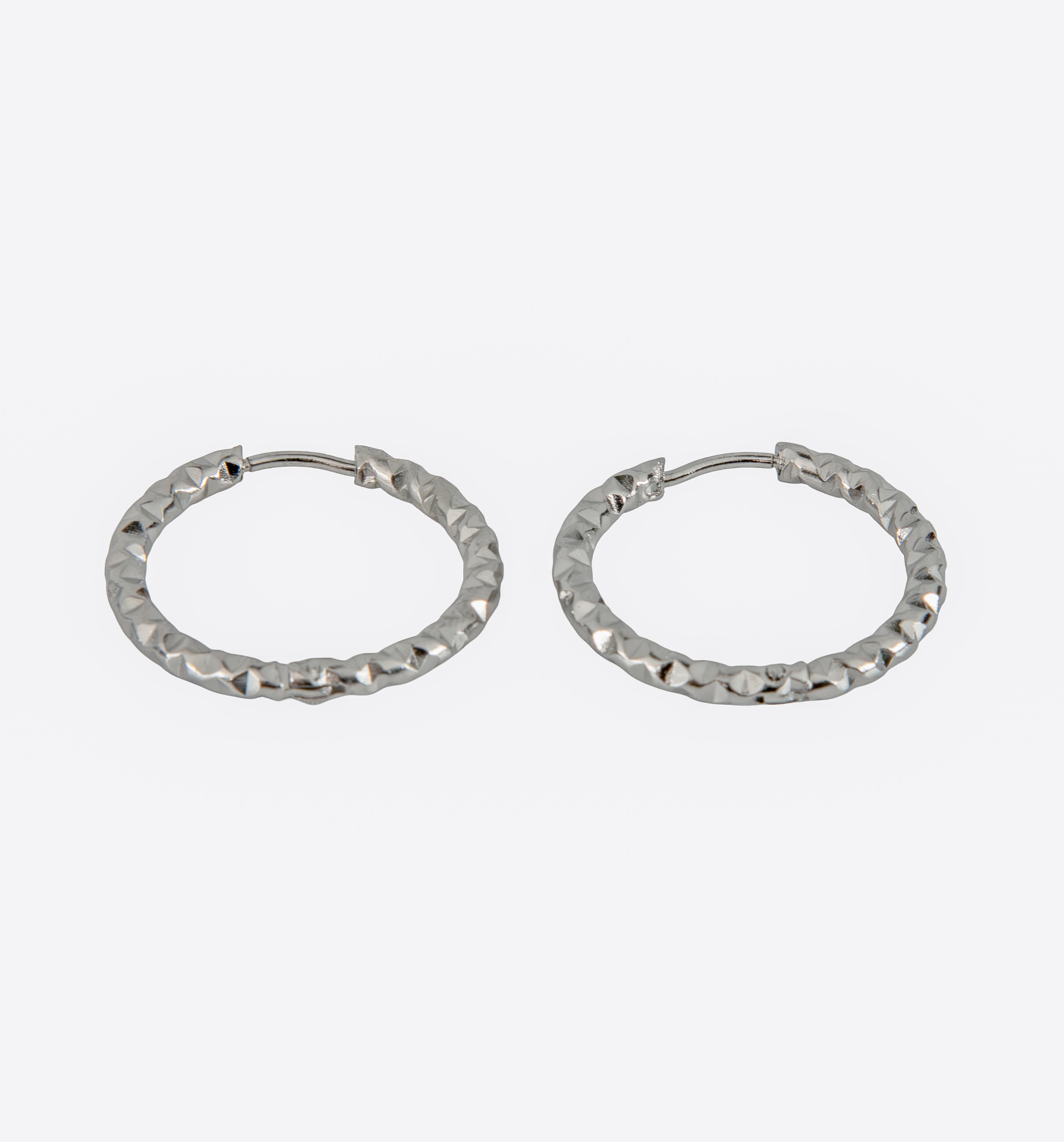 Aretes Argolla Texturizada Clásica