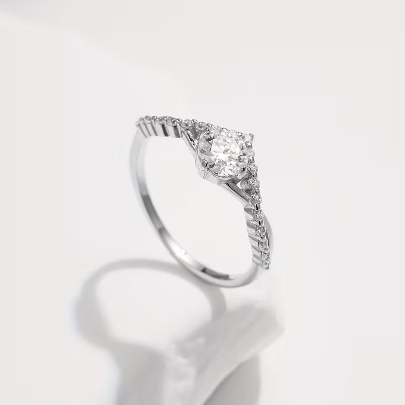 Anillo Moissanita Crown D 0.5 ct