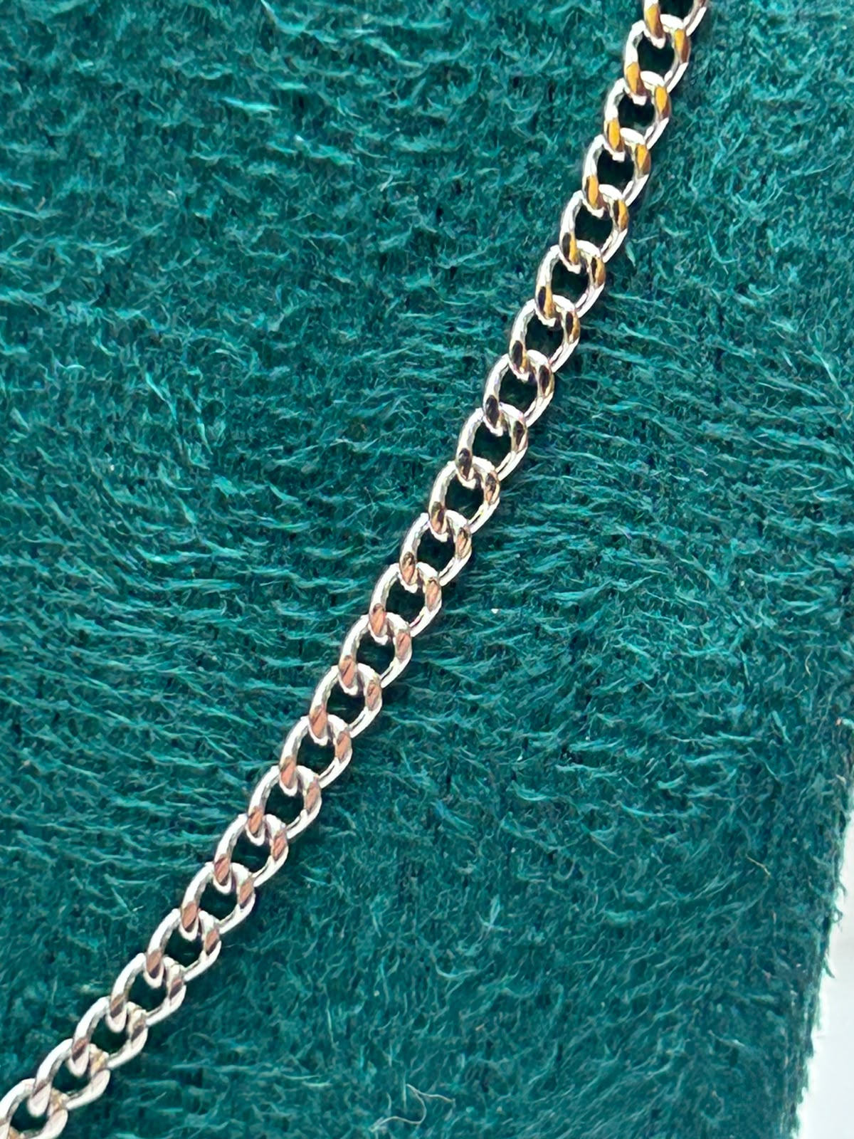 Cadena plateada 55 cm