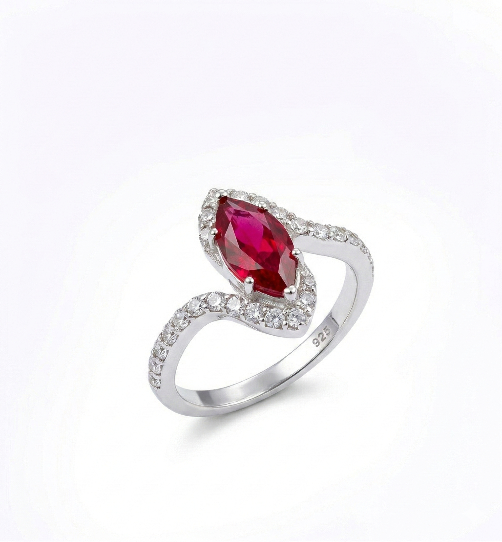 Anillo Rubí Marquise