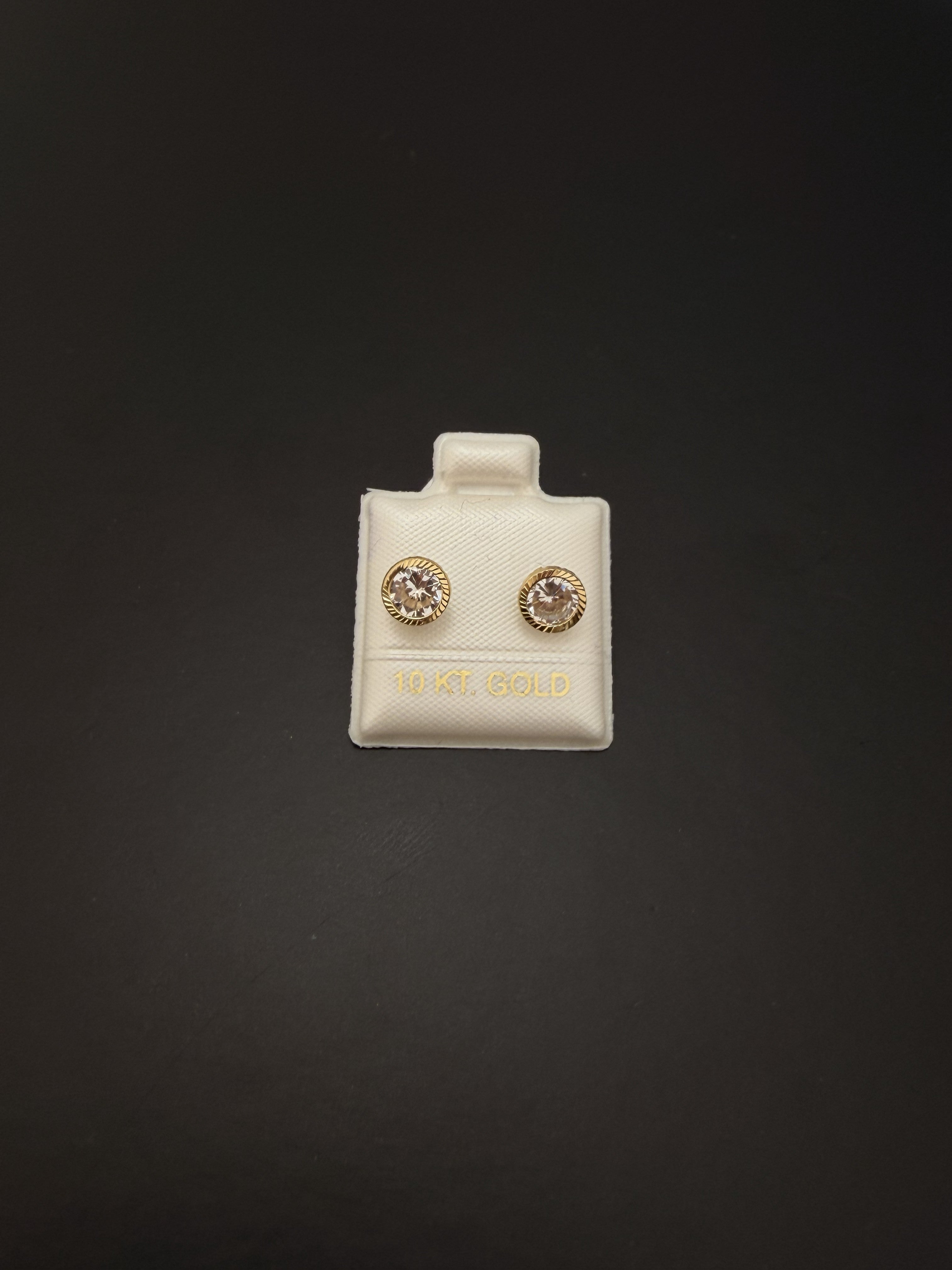 Aretes Biselados en oro 10K - Mystica Joyeria