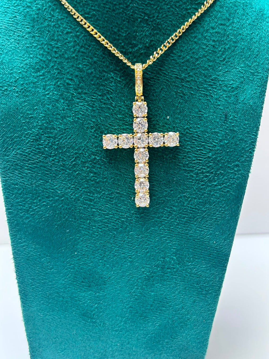Dije cruz con zirconias