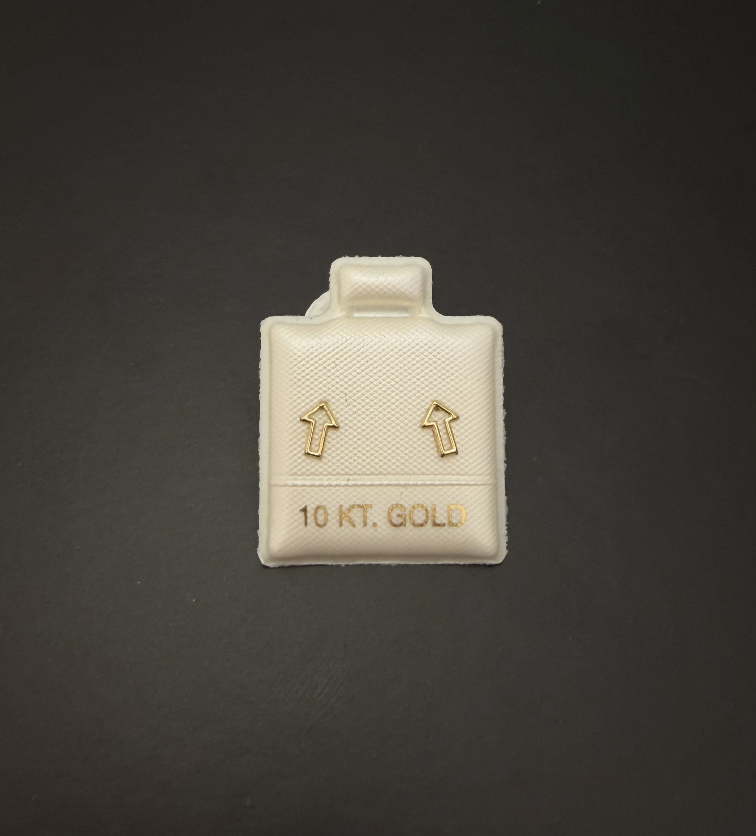 Aretes Flecha en oro 10K - Mystica Joyeria