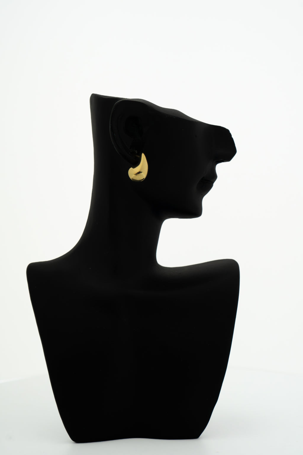 Aretes gota oro