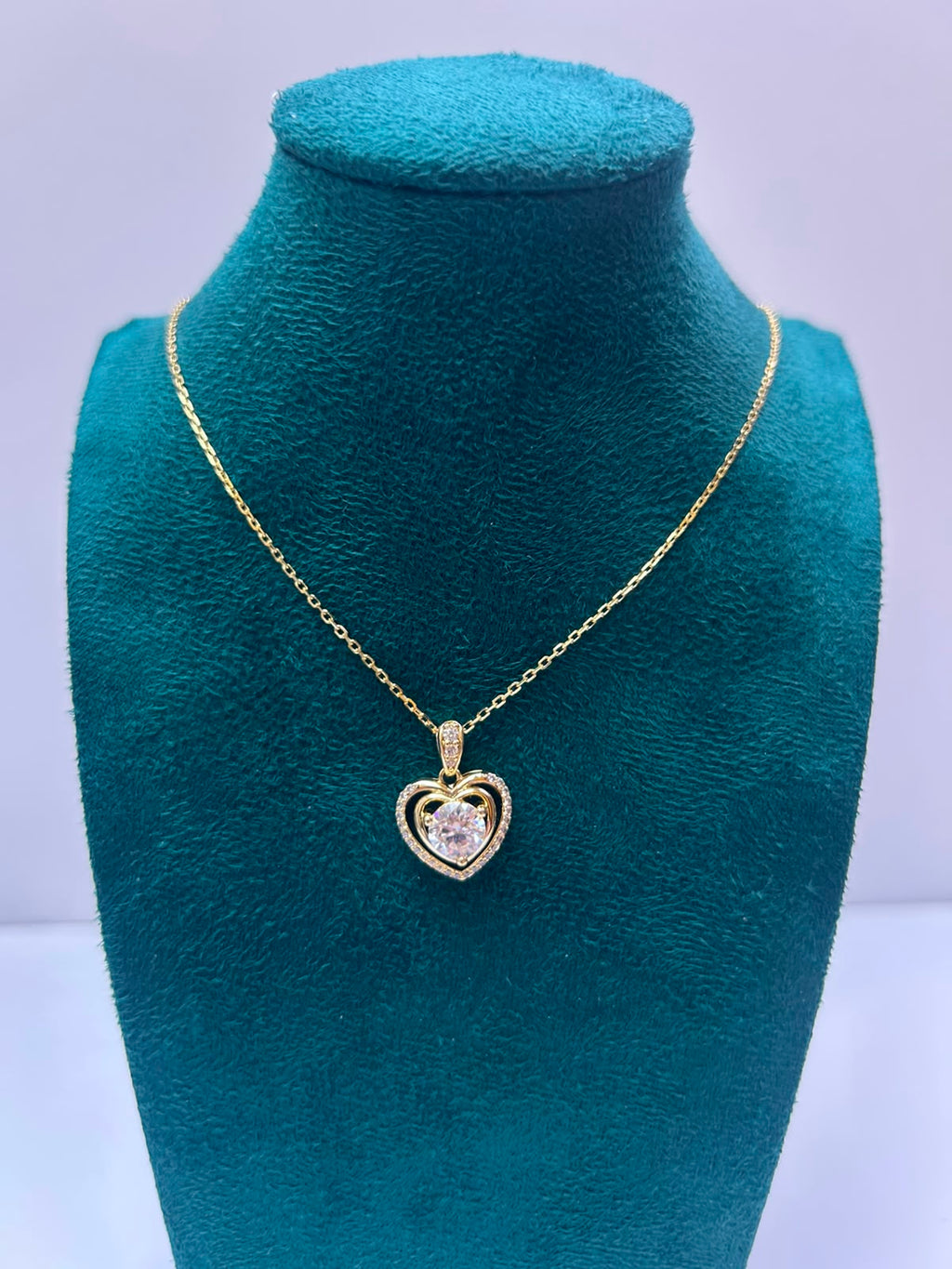 Collar corazón brillante
