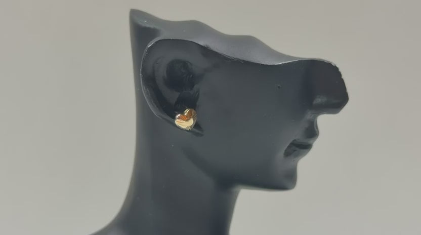 Aretes corazón relieve