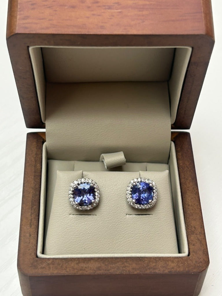 Aretes tanzanita con diamantes